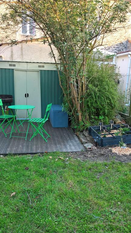 Appartamento Locations Rives De Seugne - De Gaulle Jonzac Esterno foto