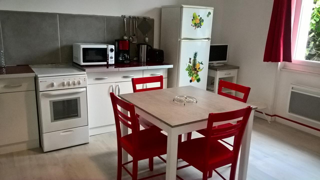 Appartamento Locations Rives De Seugne - De Gaulle Jonzac Esterno foto